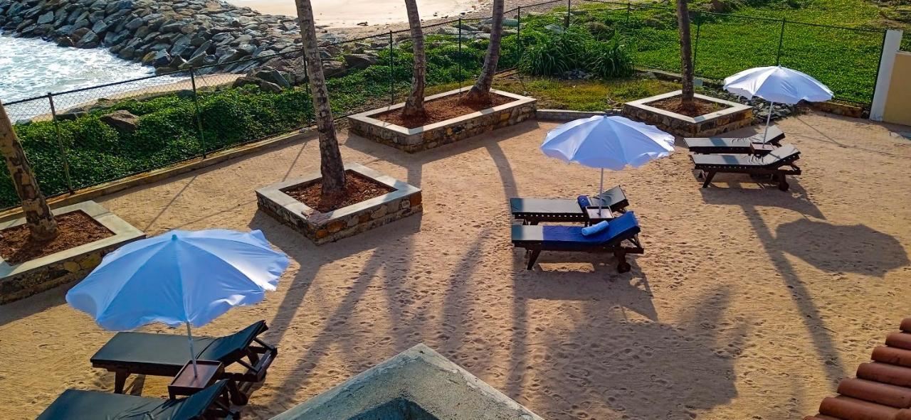 House By The Sea Hikka Hotel ฮิกคาดูวา ภายนอก รูปภาพ