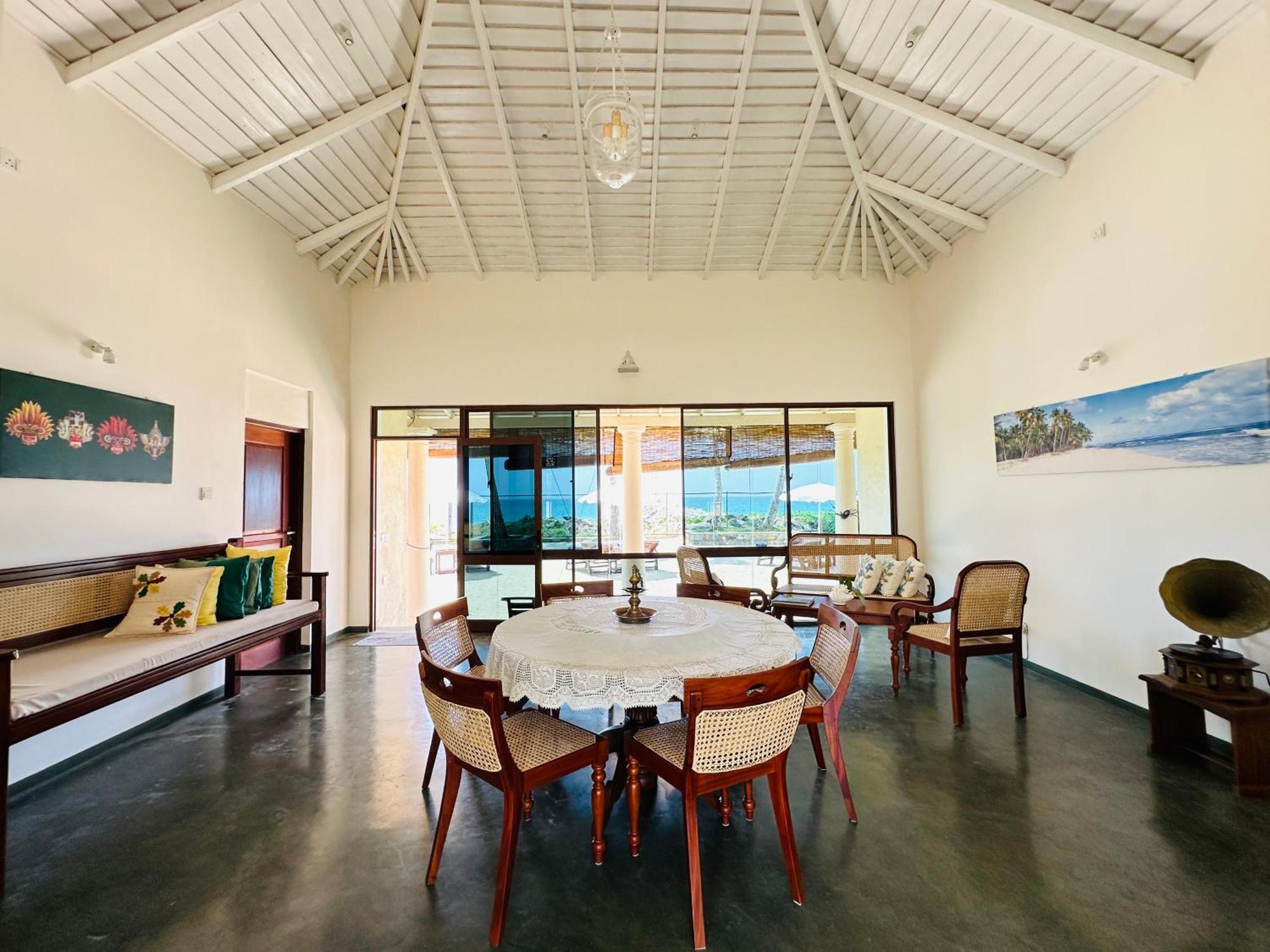House By The Sea Hikka Hotel ฮิกคาดูวา ภายนอก รูปภาพ