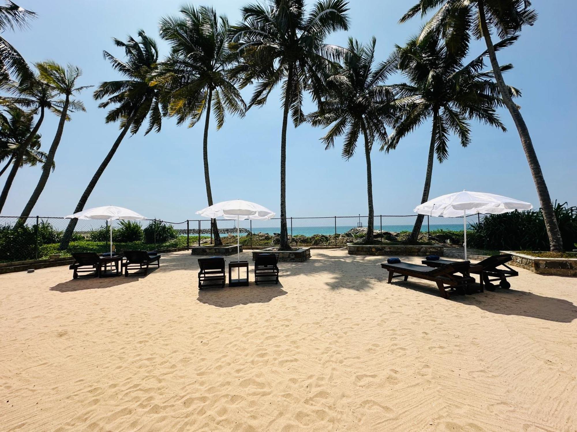 House By The Sea Hikka Hotel ฮิกคาดูวา ภายนอก รูปภาพ