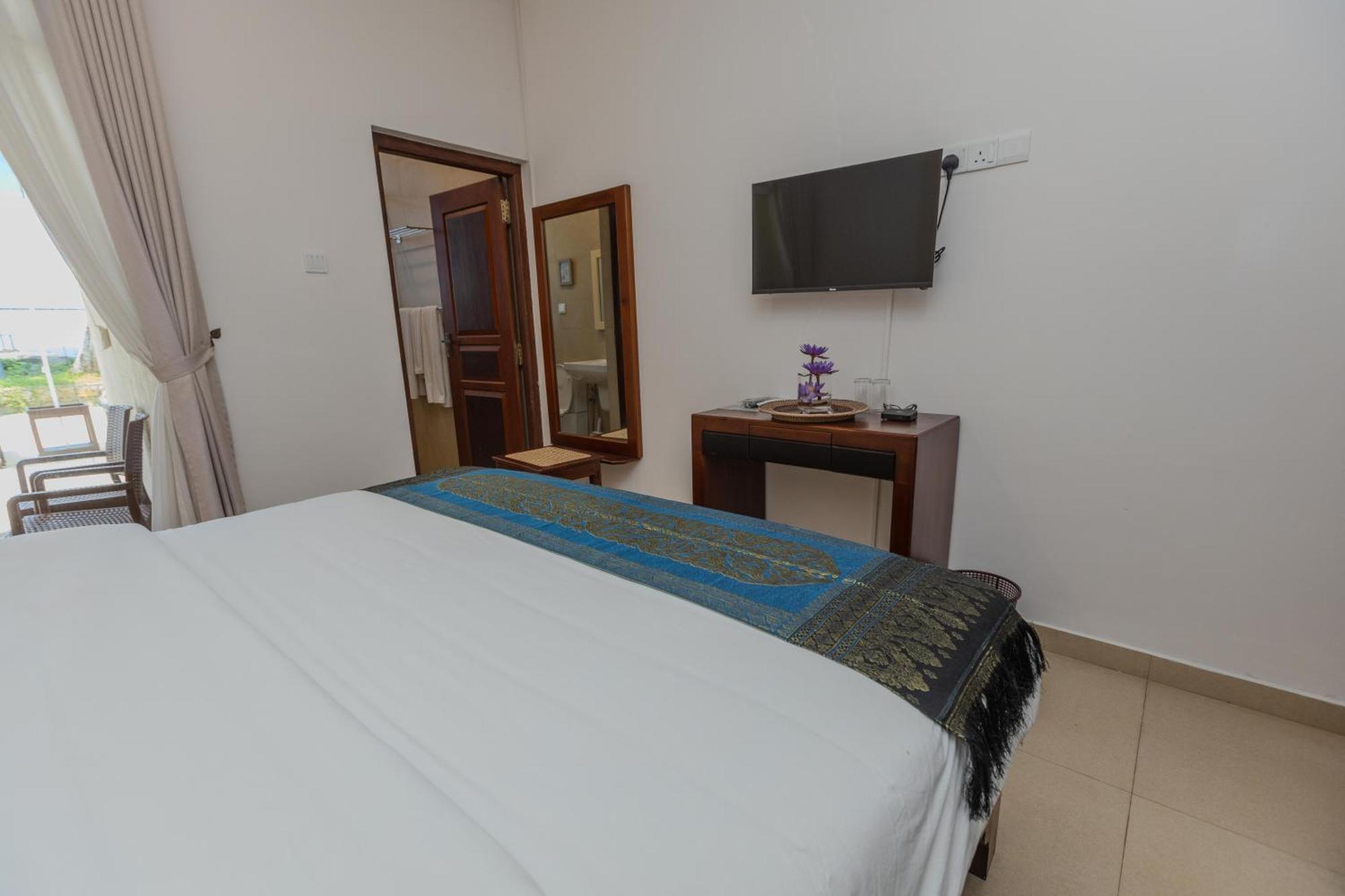House By The Sea Hikka Hotel ฮิกคาดูวา ภายนอก รูปภาพ