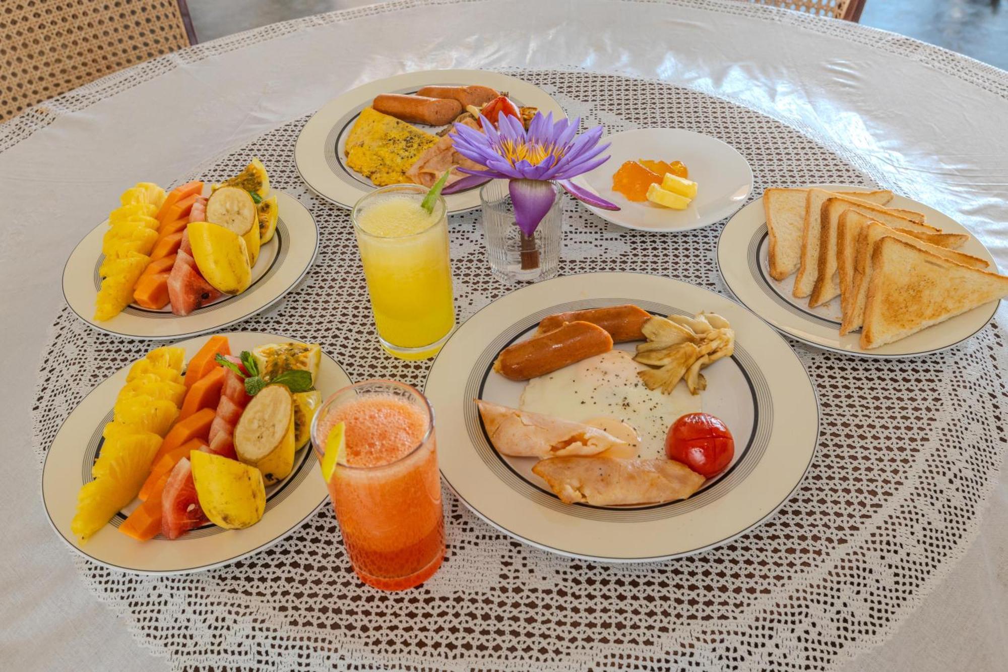 House By The Sea Hikka Hotel ฮิกคาดูวา ภายนอก รูปภาพ