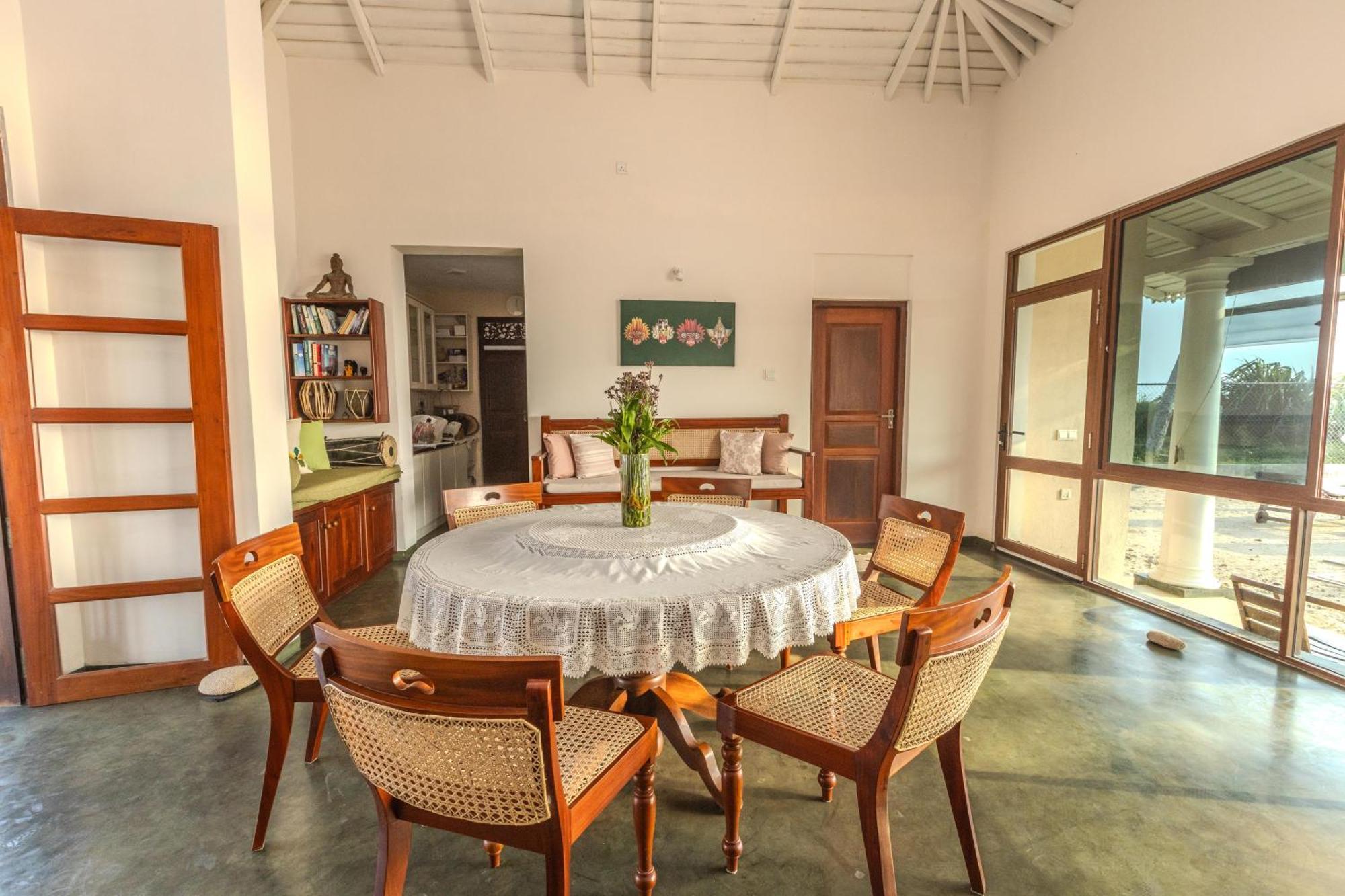 House By The Sea Hikka Hotel ฮิกคาดูวา ภายนอก รูปภาพ