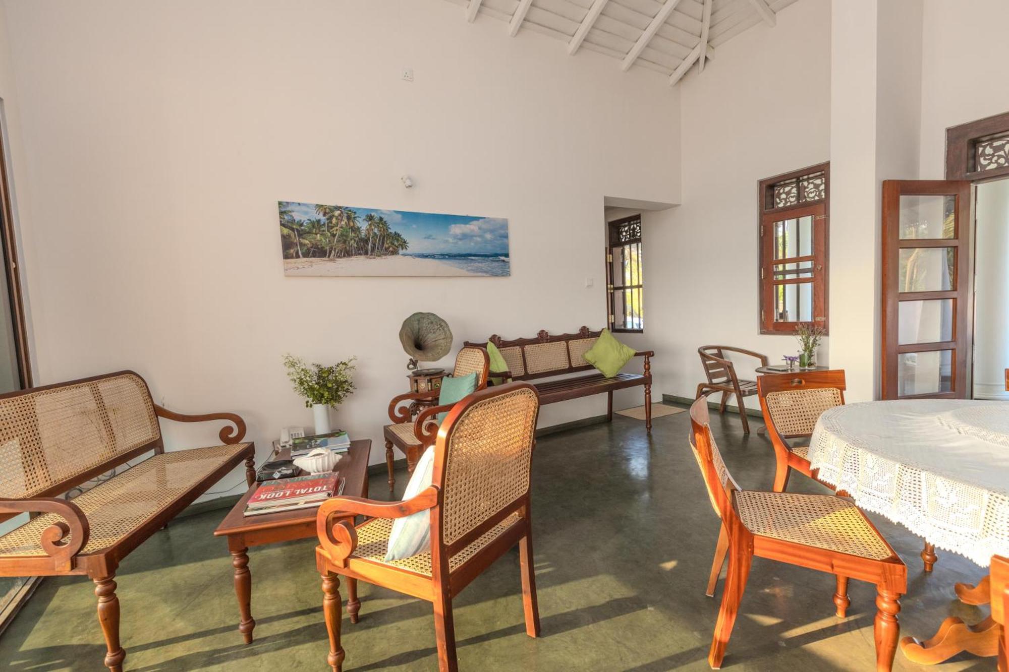 House By The Sea Hikka Hotel ฮิกคาดูวา ภายนอก รูปภาพ